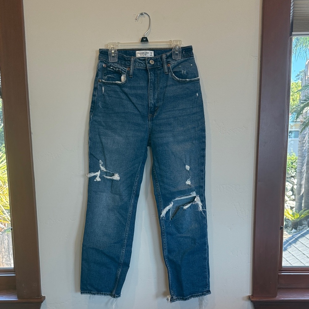 Abercrombie & Fitch The Ankle Straight Ultra High Rise size 26/2 Short